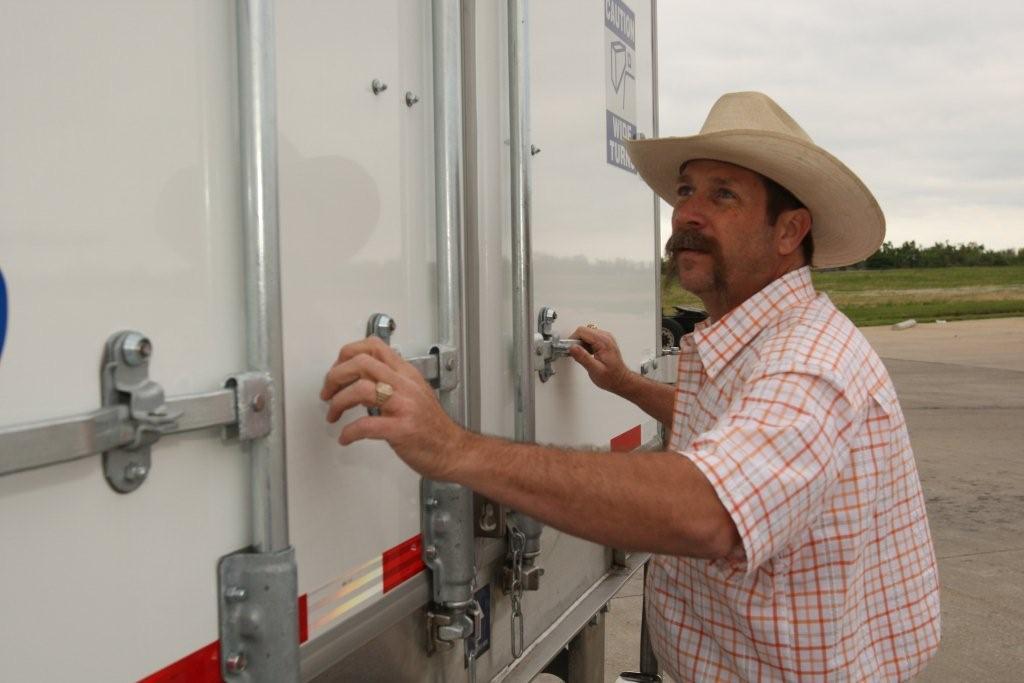 Pilot Mexican Trucking Plan Under NAFTA