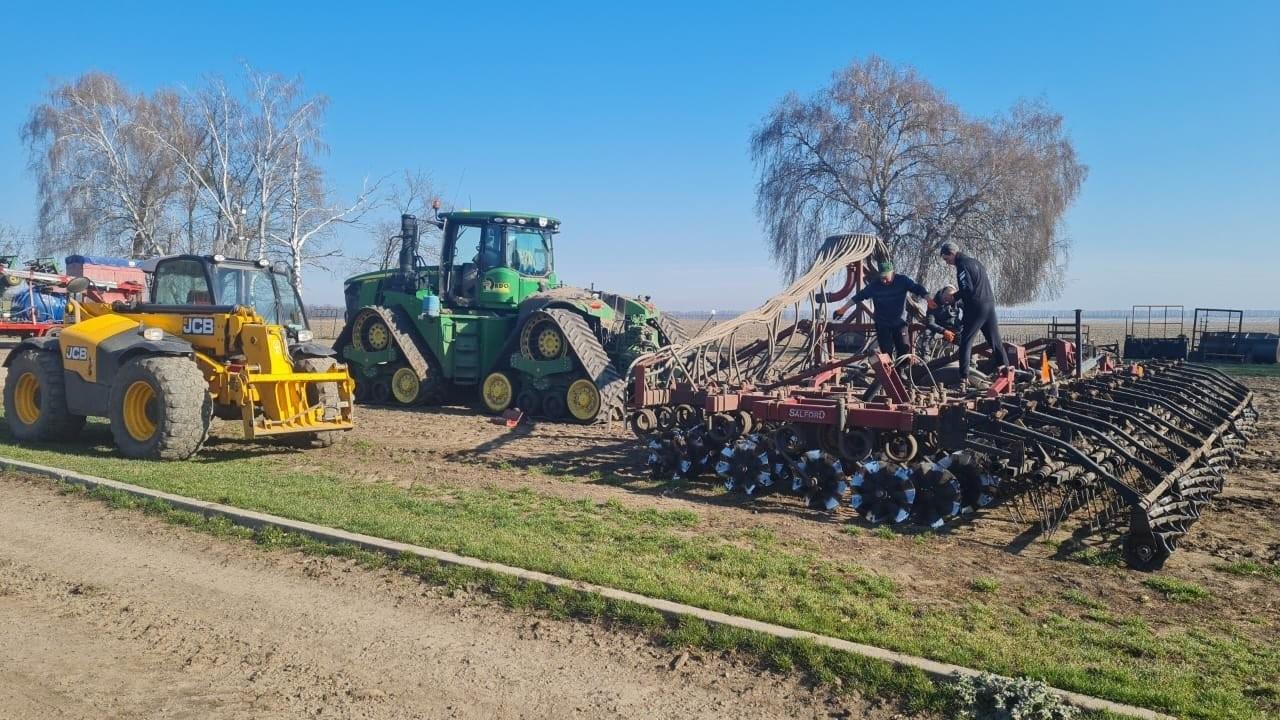 Ukraine's embattled farmers running on empty as world faces food crisis
