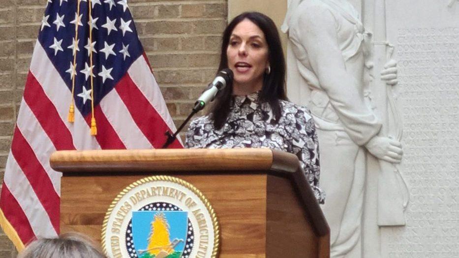 Bentley Announced as 2023 Borlaug CAST Recipient