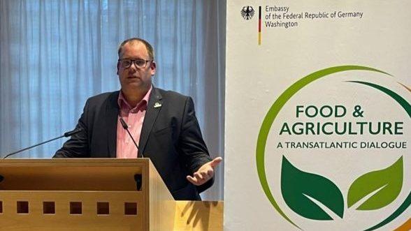 Recognizing GFN Kleckner Global Farm Leader Award Recipients